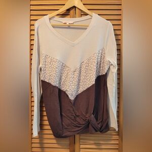 Hailey &Co long sleeve top